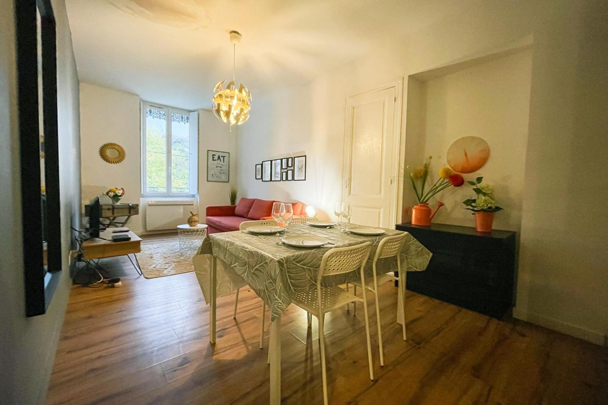 #b7 Le Rochambeau L'aigle Vallier Liberation Apartment *