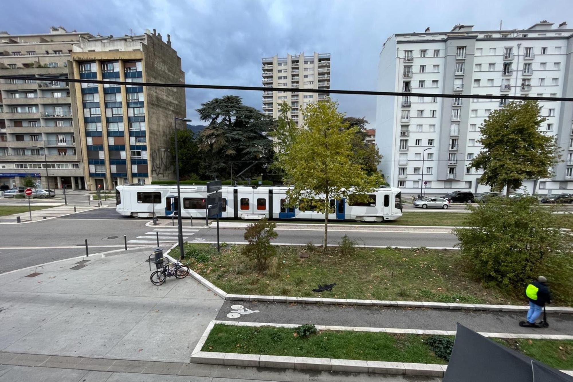 #b7 Le Rochambeau L'aigle Vallier Liberation Appartement *